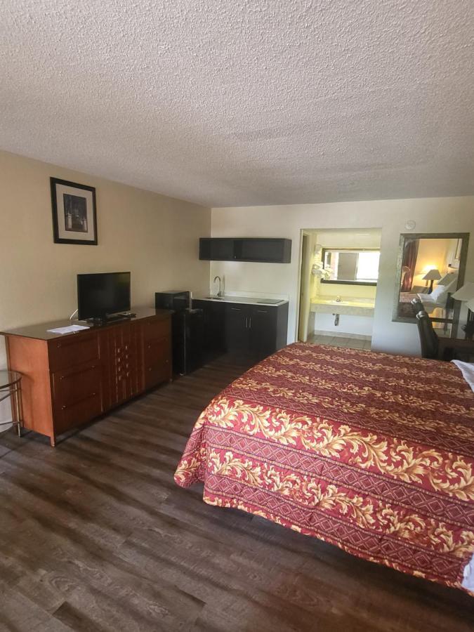 America'S Inn Вильямсбург Экстерьер фото